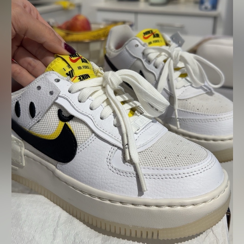 Nike Air Force 1 shadow